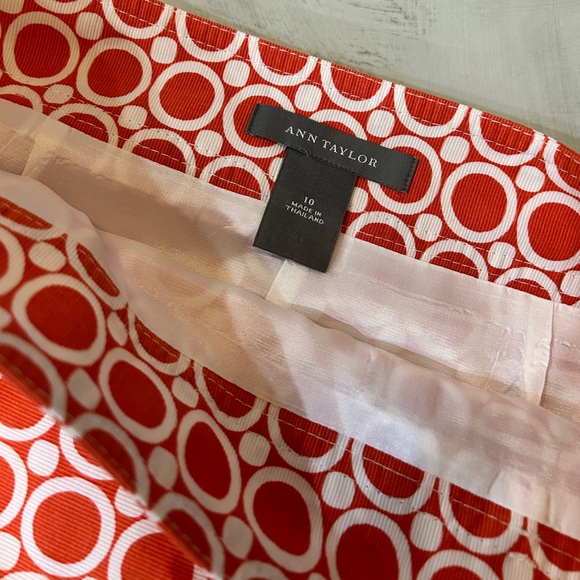 Like New! Ann Taylor orange checkered skirt. Size 10 - Picture 3 of 6